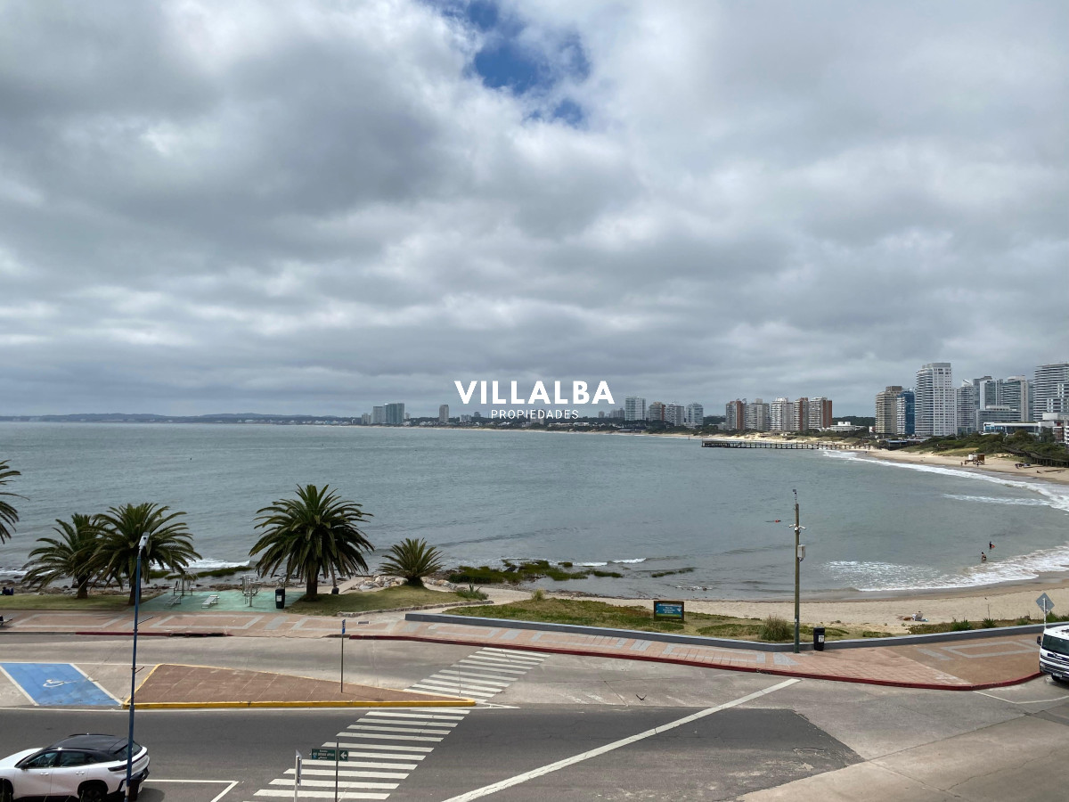 Apartamento ID.3912 - Apartamento con vista al mar de 3 dormitorios, Punta del Este