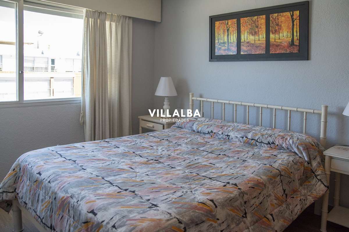 Apartamento ID.2897 - Departamento en venta de 2 dormitorios con vista al Mar, Peninsula , Punta del este 