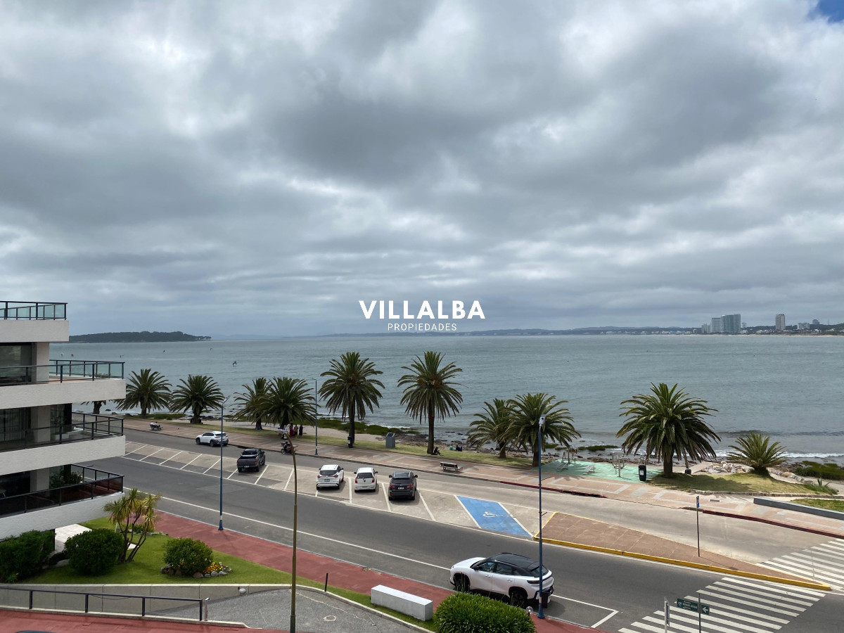 Apartamento ID.3912 - Apartamento con vista al mar de 3 dormitorios, Punta del Este