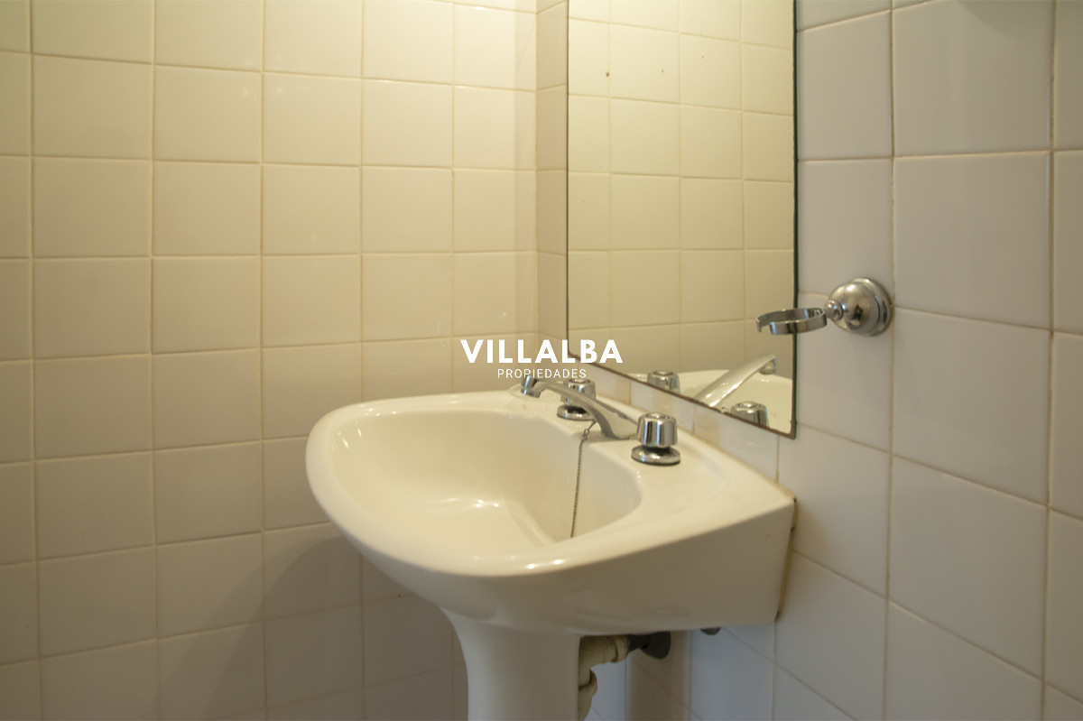 Apartamento ID.3609 - Apartamento de 4 dormitorios en Punta del Este frente al mar en Playa Brava