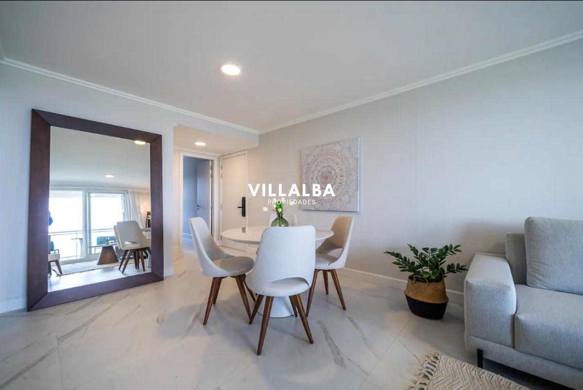 Apartamento ID.4240 - Apartamento en Alquiler de 2 dormitorio frente al Mar en Edificio Cruceros, Punta del este , Playa Mansa