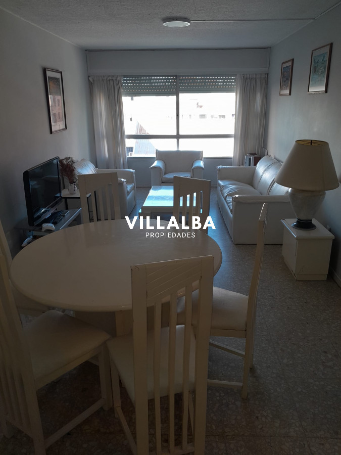 Apartamento ID.3449 - Departamento  en venta de 3 dormitorios  Peninsula, Punta del Este