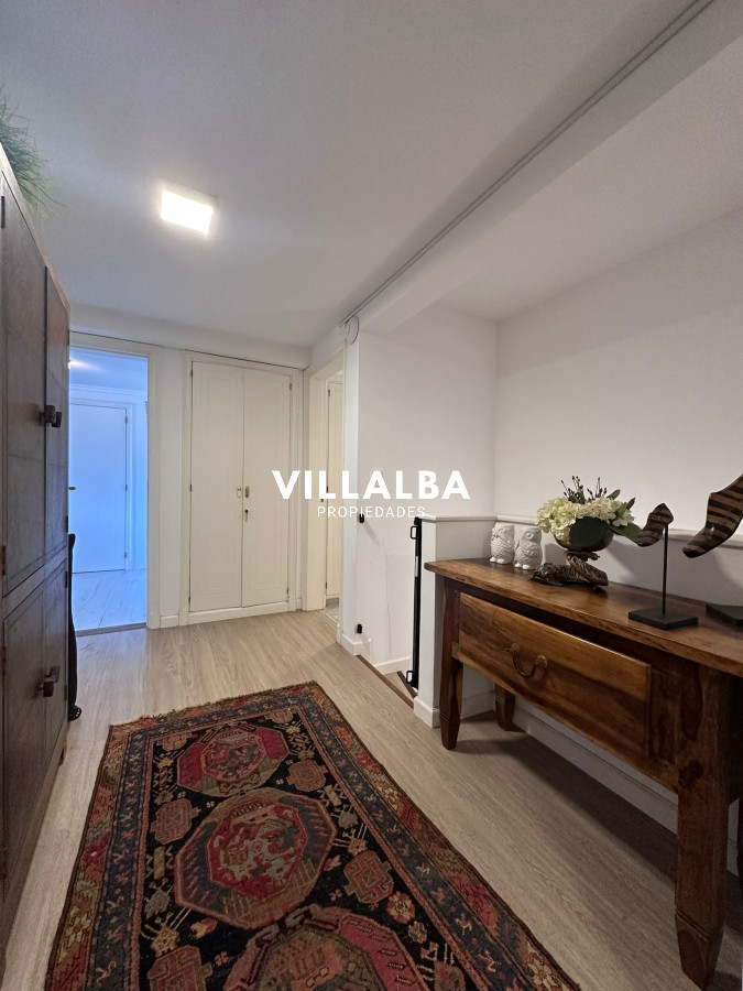 Apartamento ID.3610 - Se vende departamento de 4 dormitorios , Playa brava, Esturion