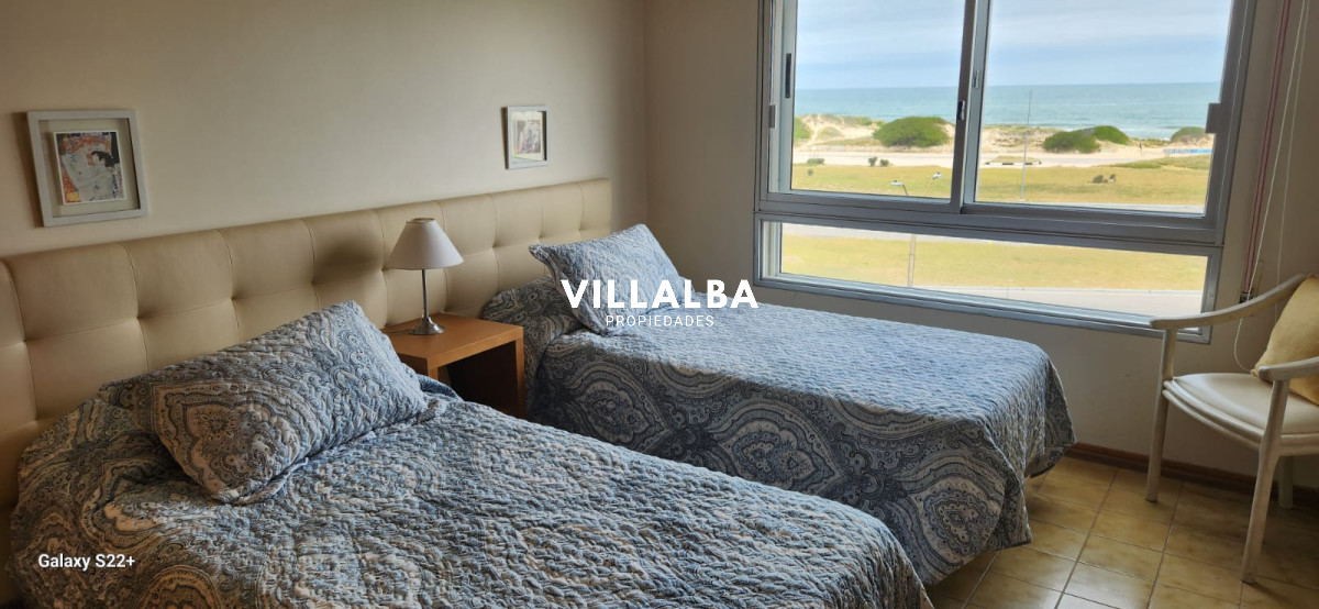 Apartamento ID.4157 - Vende apartamento de 2 dormitorios en Punta del Este, Playa Brava