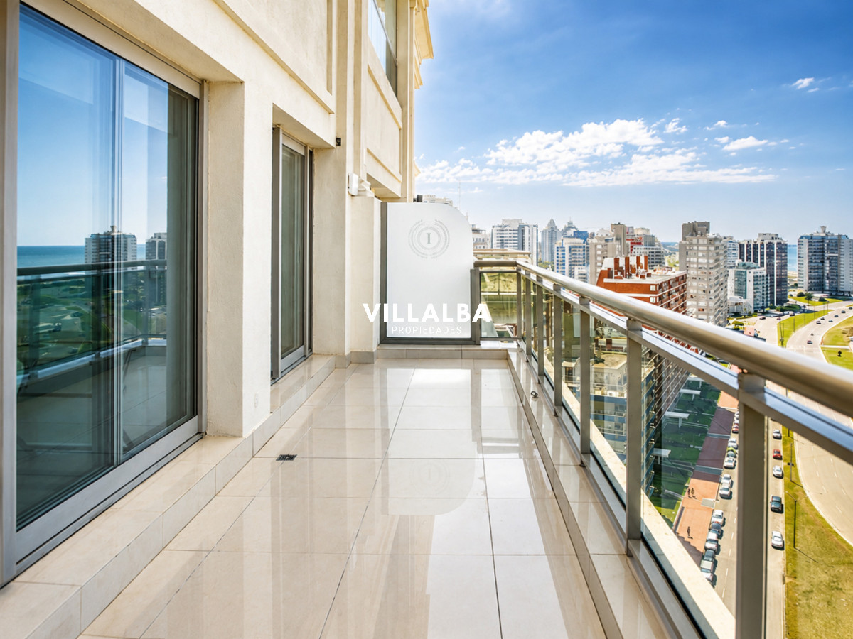 Apartamento ID.3508 - Hermoso Pent-house en torre Imperiale ,venta en zona de la Brava.