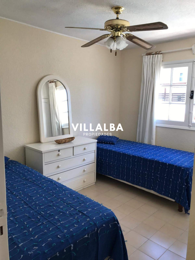 Apartamento ID.4052 - Apartamento en venta en Peninsula, Punta del Este 