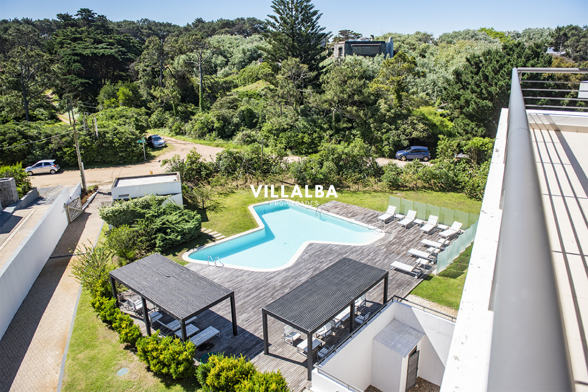 Apartamento ID.2367 - Penthouse frente al mar en venta, 3 suites. Blue Bird