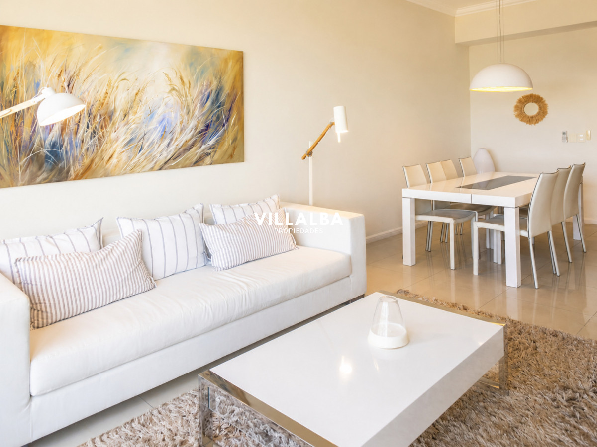Apartamento ID.3508 - Hermoso Pent-house en torre Imperiale ,venta en zona de la Brava.
