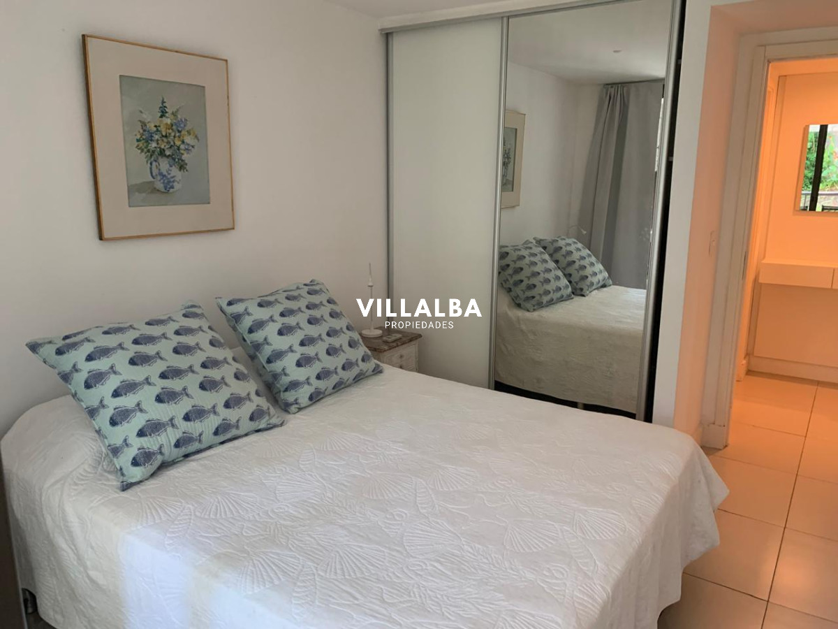 Apartamento ID.3120 - Vende apartamento de 2 dormitorios en San Rafael, Punta del Este