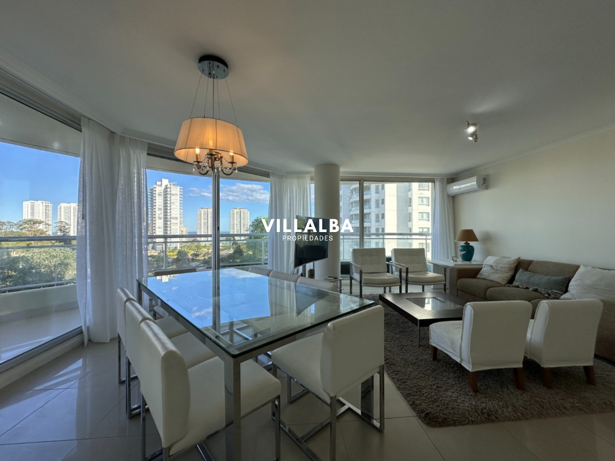 Apartamento ID.3801 - Hermoso apartamento en venta de 3 dormitorios y dependencia 