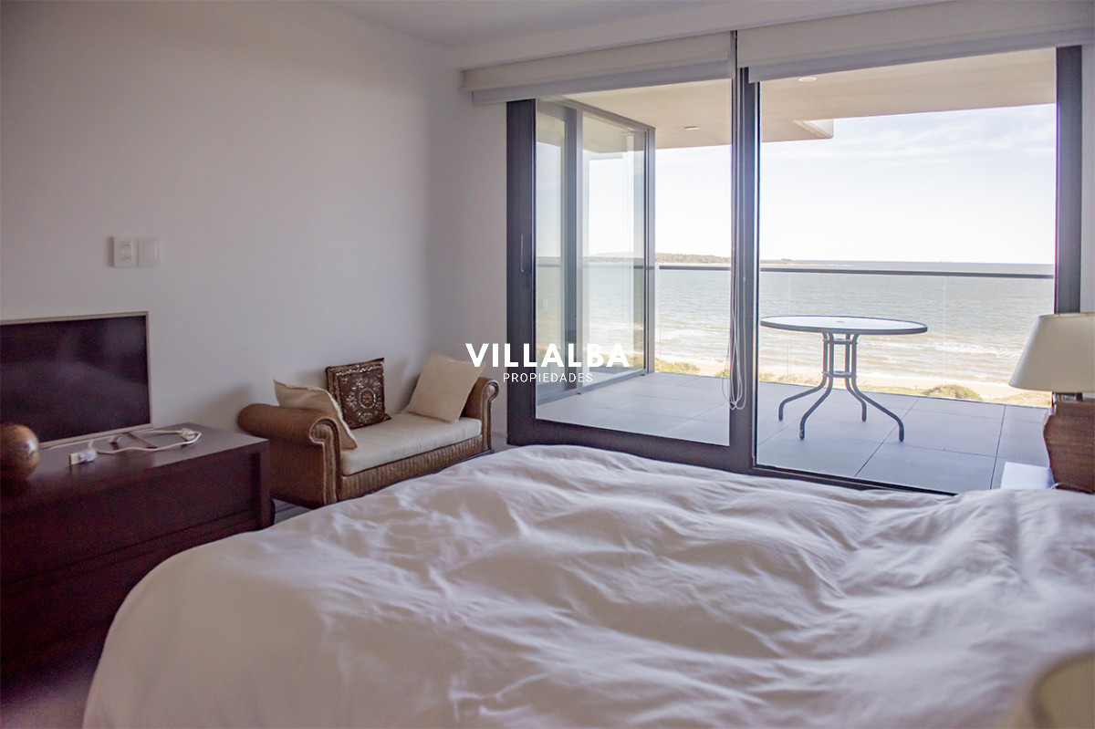 Apartamento ID.4017 - Gran oportunidad, departamento frente al mar con vista a la bahia en venta. Torre Venetian.