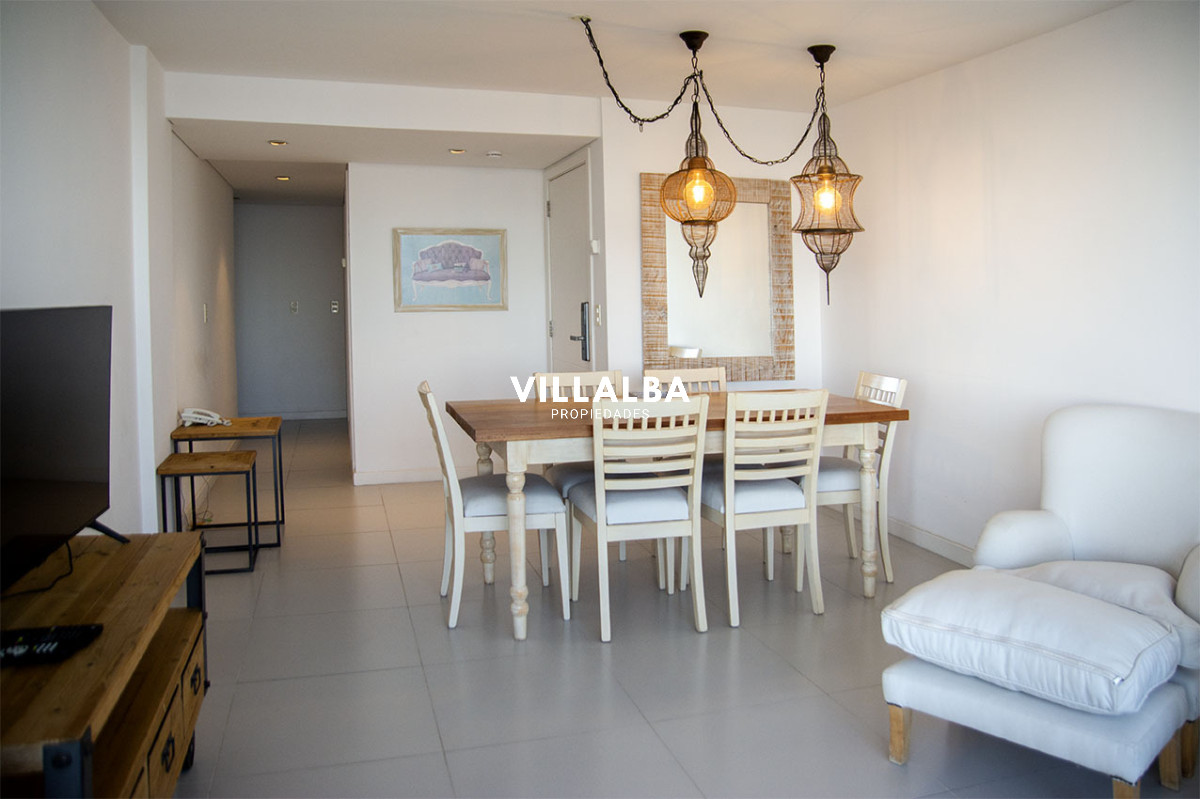 Apartamento ID.4249 - Departamento de 2 suites + depedencia en venta Frente al mar.