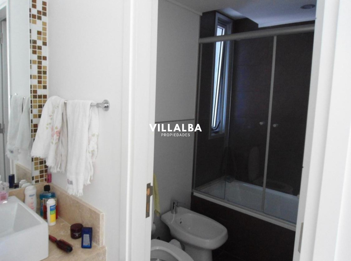 Apartamento ID.2488 - Departamento de 3 dormitorios con Terraza en Punta del Este 