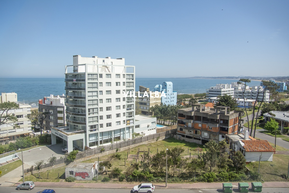 Apartamento ID.2167 - Apartamento en venta, Torre Fragata con hermosa vista al mar.