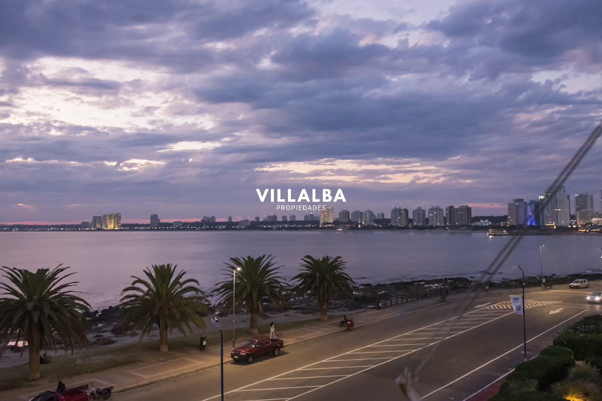 Apartamento ID.3641 - Edificio Espigon zona Puerto,  frente al mar. 