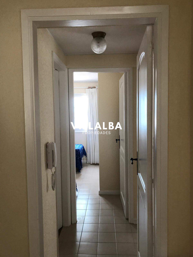 Apartamento ID.4052 - Apartamento en venta en Peninsula, Punta del Este 