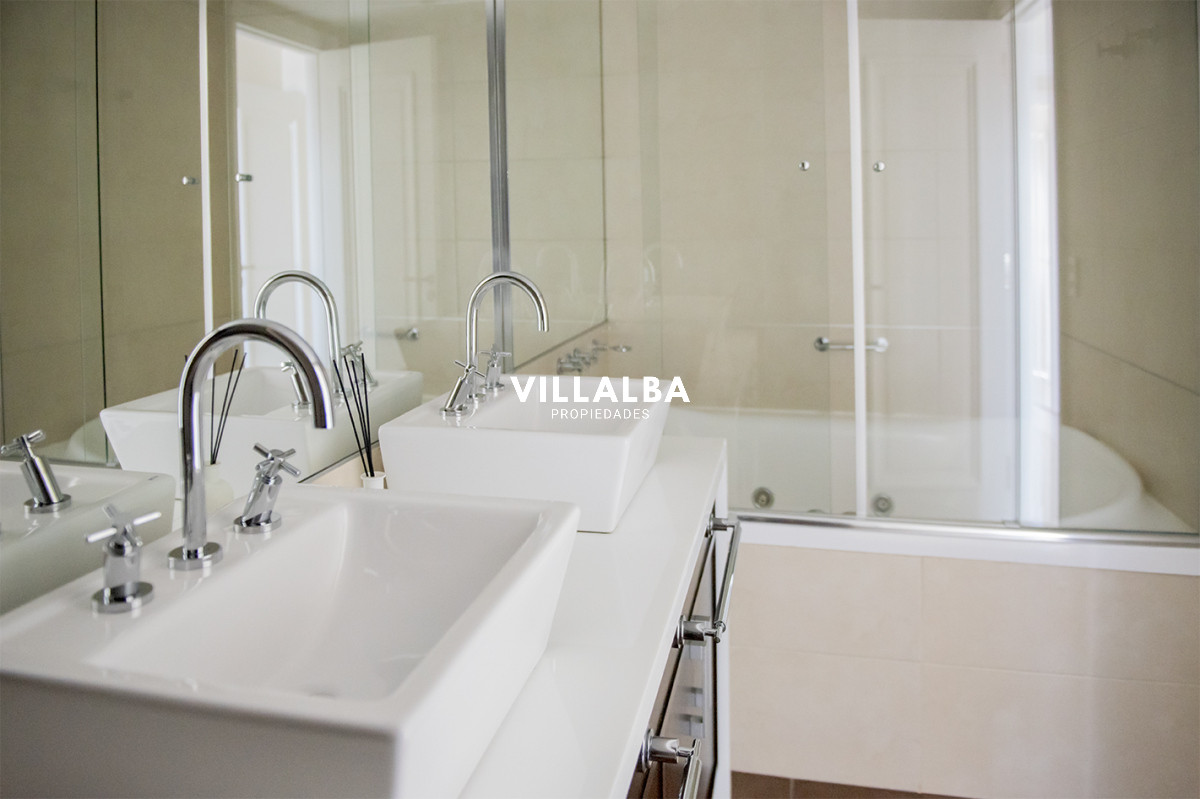 Apartamento ID.1534 - Apartamento en Brava, Torre Imperiale - Punta del Este