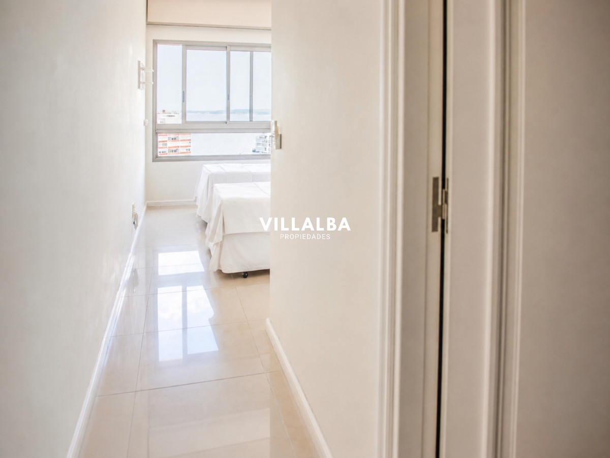 Apartamento ID.3508 - Hermoso Pent-house en torre Imperiale ,venta en zona de la Brava.