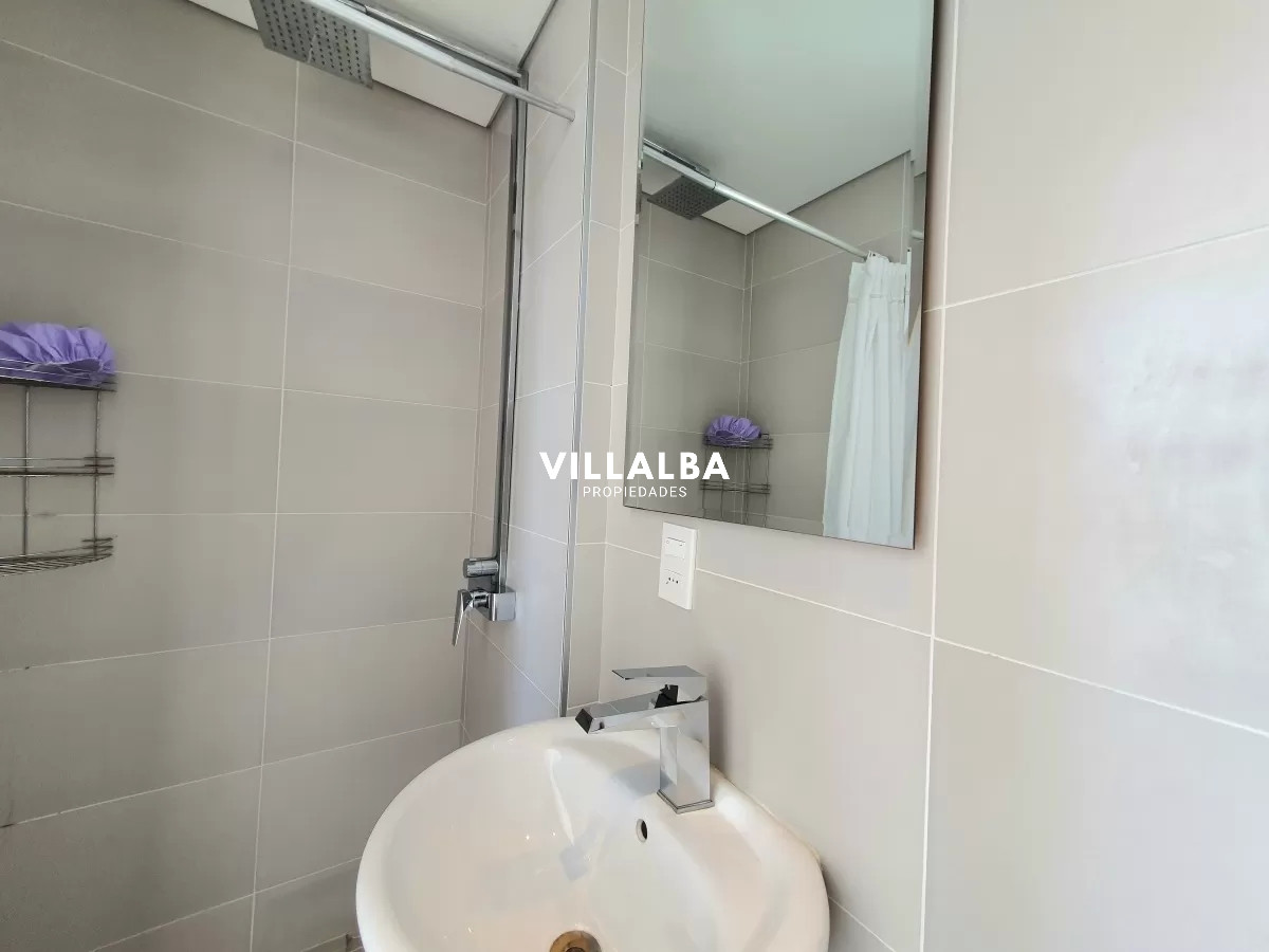 Apartamento ID.4249 - Departamento de 2 suites + depedencia en venta Frente al mar.