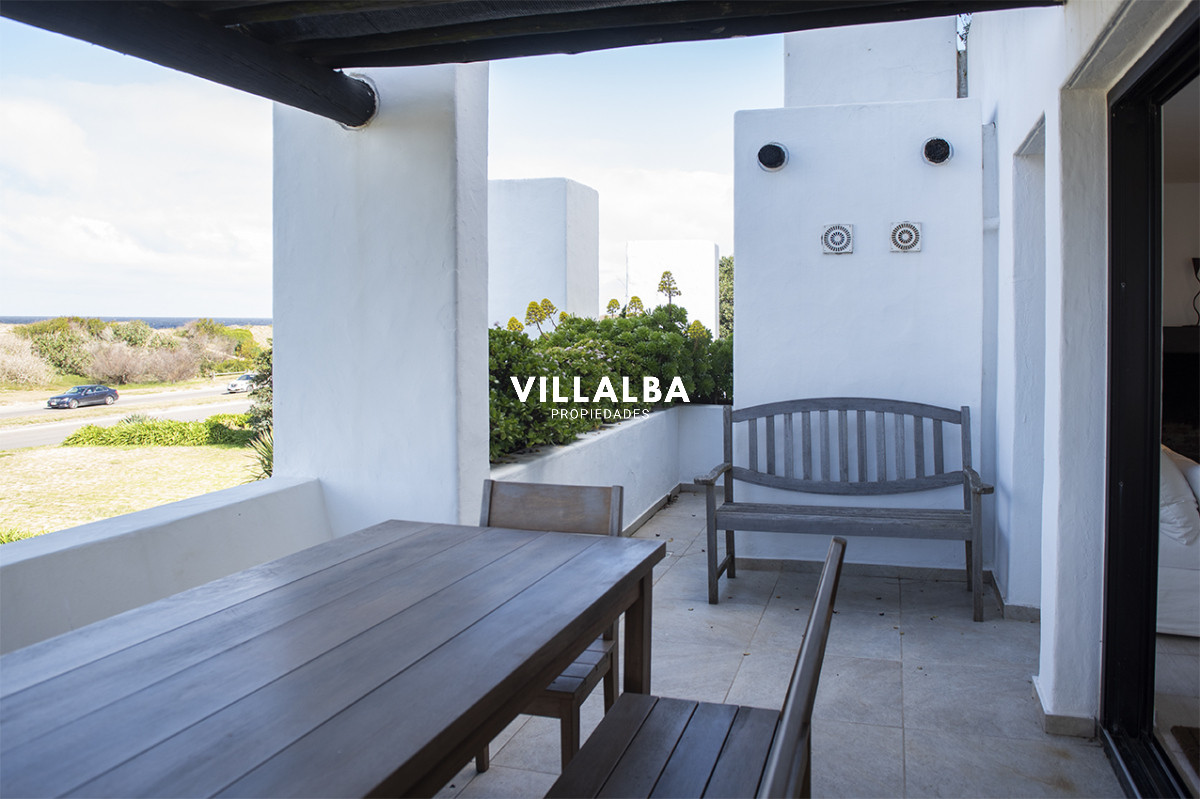 Apartamento ID.3923 - Venta Apartamento sobre la rambla,  Rincon del Indio.