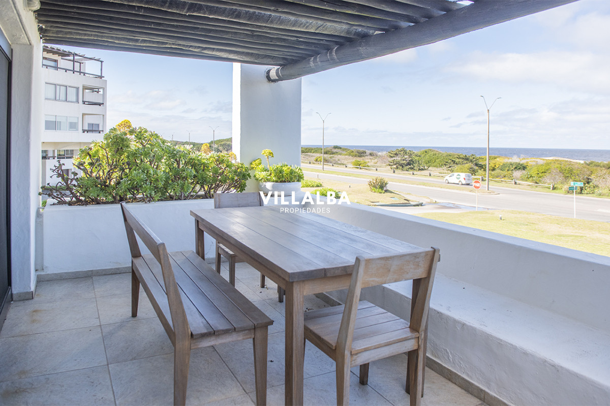 Apartamento ID.3923 - Venta Apartamento sobre la rambla,  Rincon del Indio.