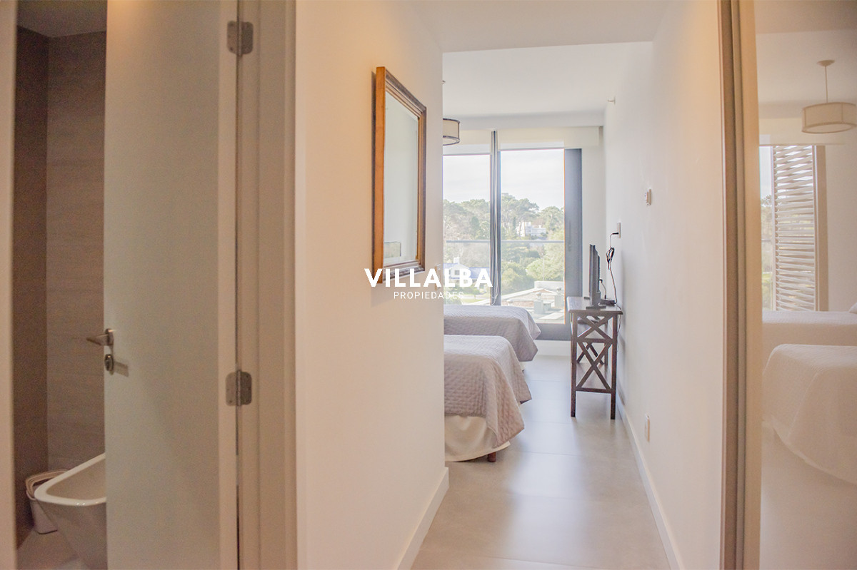 Apartamento ID.4017 - Gran oportunidad, departamento frente al mar con vista a la bahia en venta. Torre Venetian.