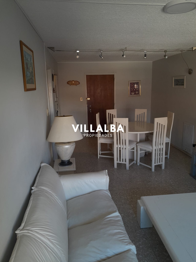 Apartamento ID.3449 - Departamento  en venta de 3 dormitorios  Peninsula, Punta del Este