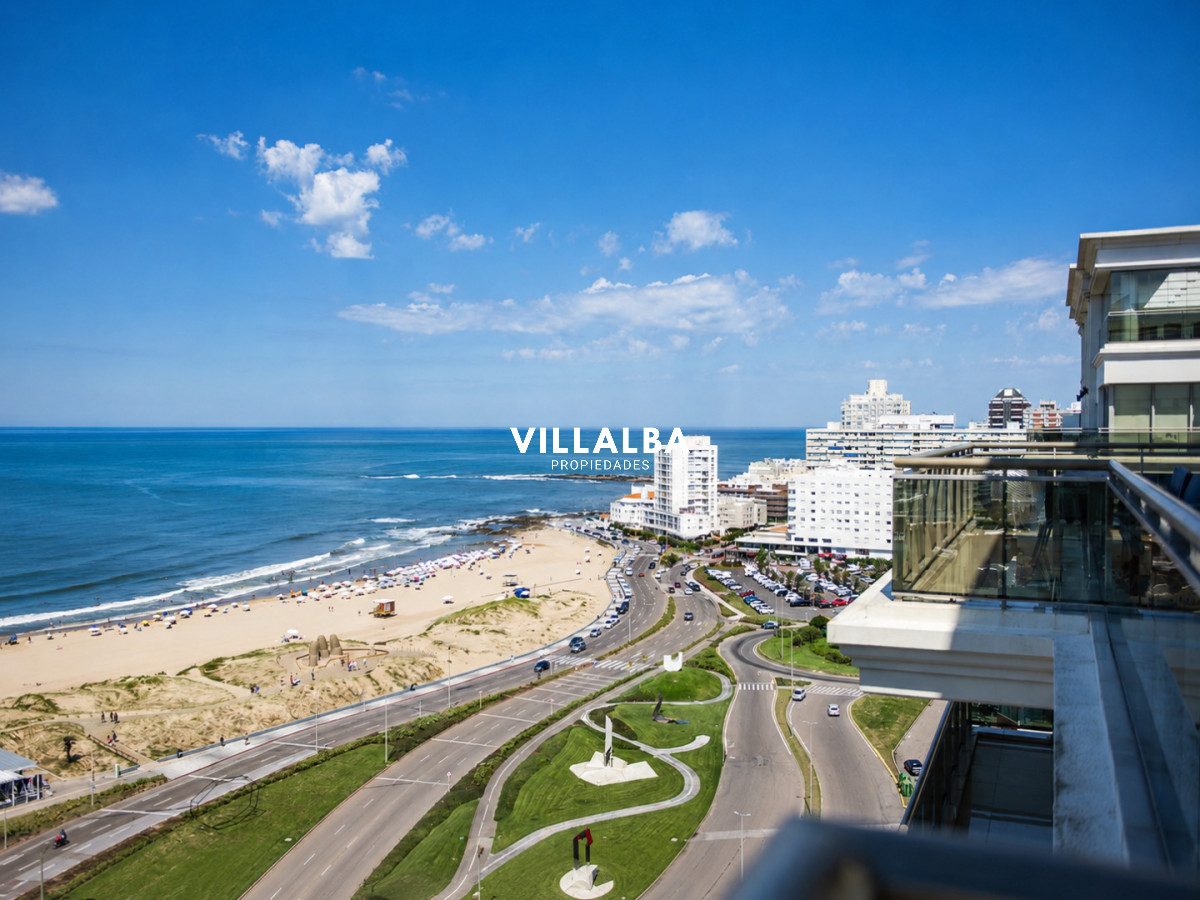 Apartamento ID.3508 - Hermoso Pent-house en torre Imperiale ,venta en zona de la Brava.