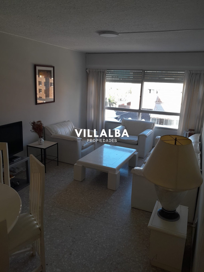 Apartamento ID.3449 - Departamento  en venta de 3 dormitorios  Peninsula, Punta del Este