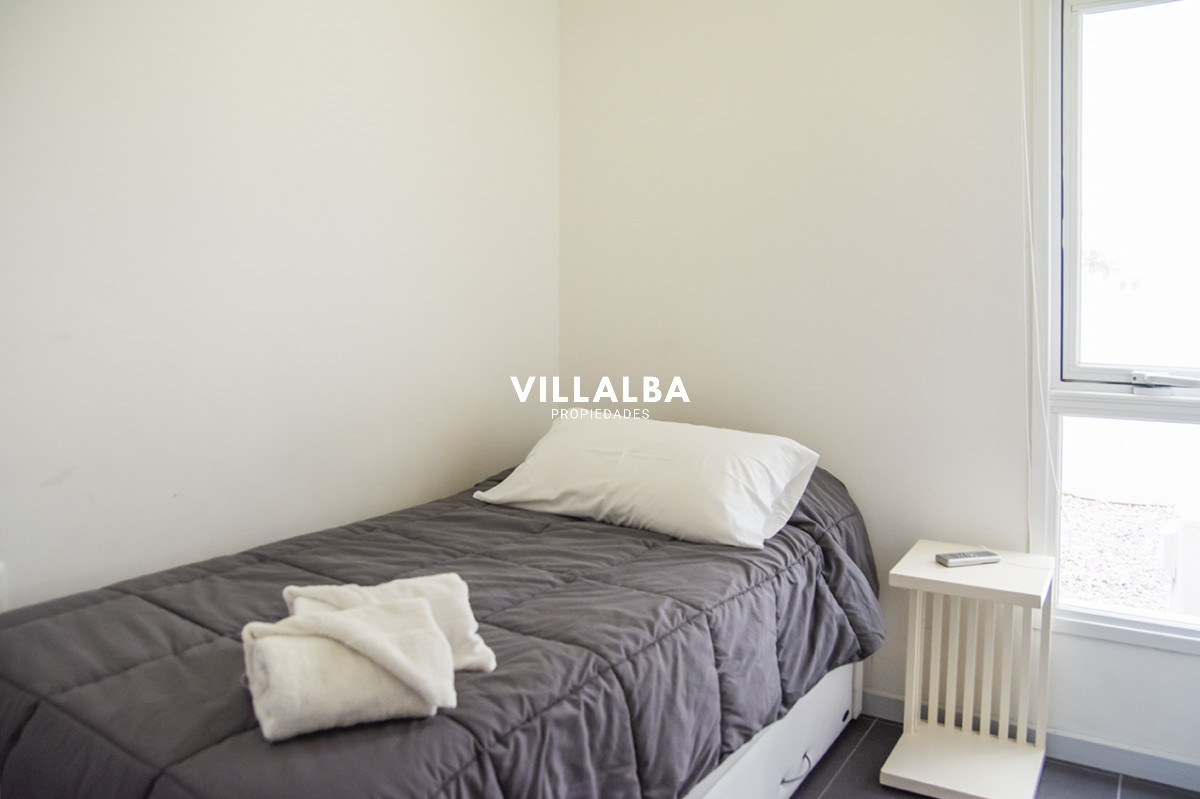 Apartamento ID.2178 - Vende apartamento. Edificio Bonaire. 3 dormitorios con servicios. Brava, Peninsula, Punta del Este