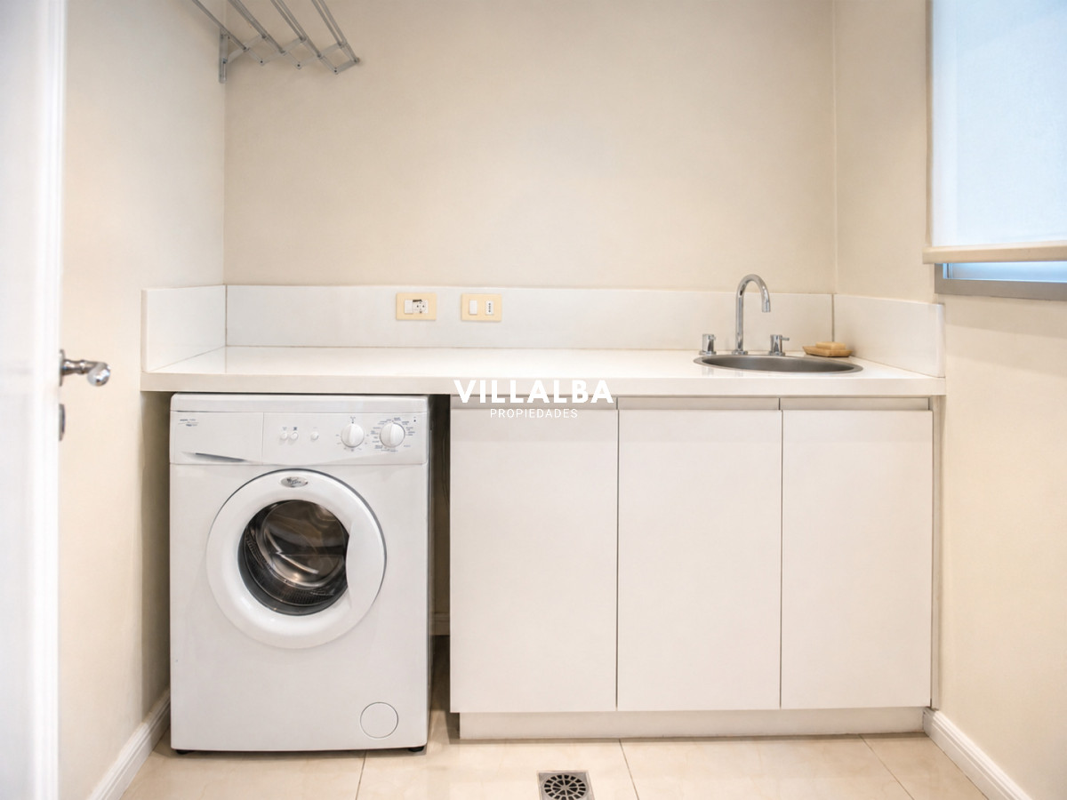 Apartamento ID.3508 - Hermoso Pent-house en torre Imperiale ,venta en zona de la Brava.