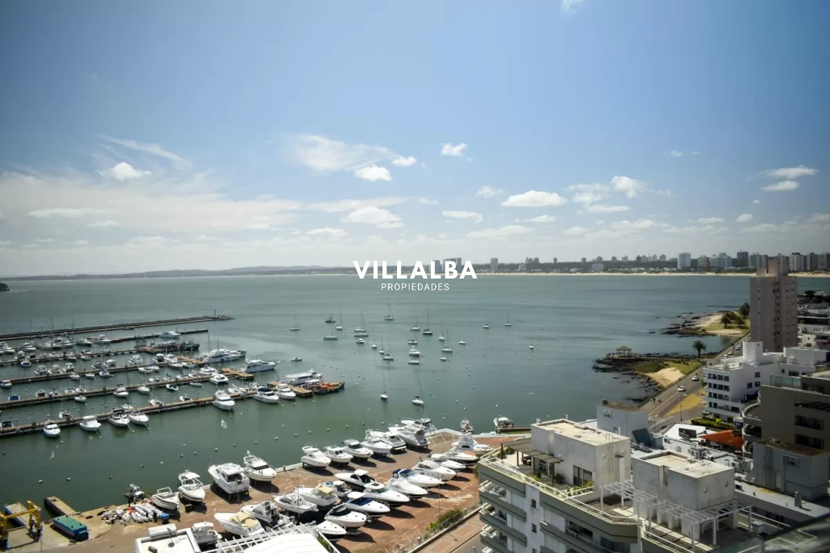 Apartamento ID.3639 - Departamento de 3 dormitorios + dep. en venta en Edif. Fontemar, vista al Puerto