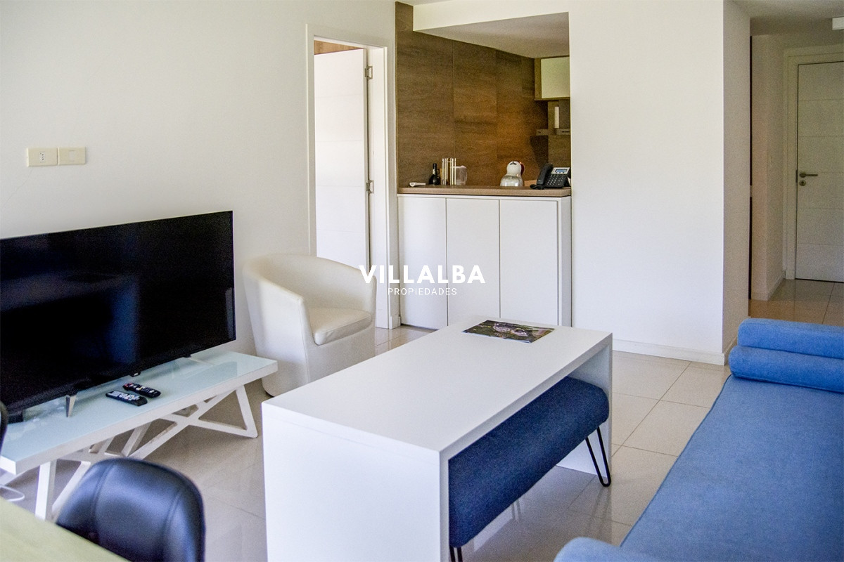 Apartamento ID.3666 - Espectacular departamento duplex a pasos del mar . 3 dormitorios en venta