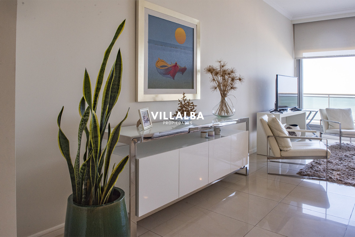 Apartamento ID.3508 - Hermoso Pent-house en torre Imperiale ,venta en zona de la Brava.