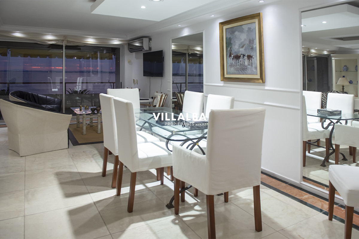 Apartamento ID.3641 - Edificio Espigon zona Puerto,  frente al mar. 