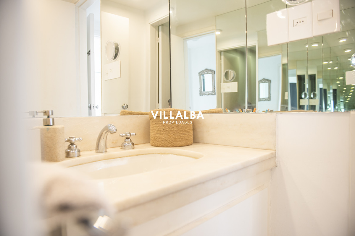 Apartamento ID.3923 - Venta Apartamento sobre la rambla,  Rincon del Indio.