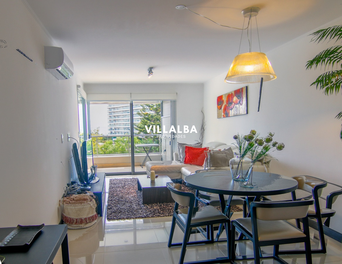 Apartamento ID.3665 - PH en playa mansa , departamento en Edificio Monet de 2 dormitorios, Punta Del Este