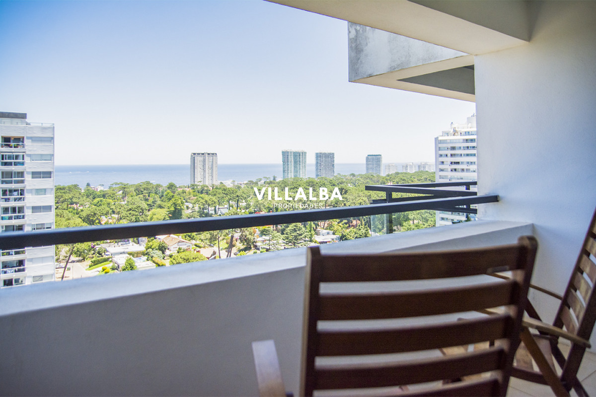 Apartamento ID.4001 - Vende apto de 2 dormitorios con vista al mar en Punta del este