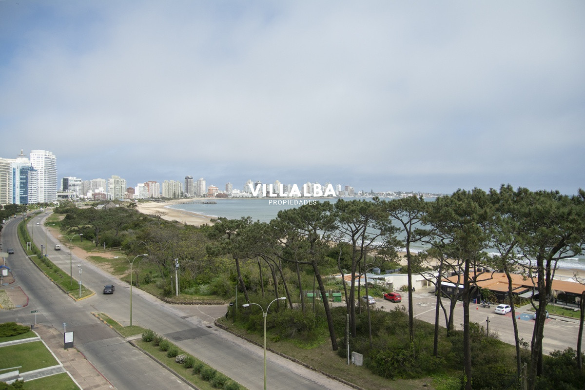 Apartamento ID.1001 - 3 Dormitorios 3 Baños - Playa Mansa