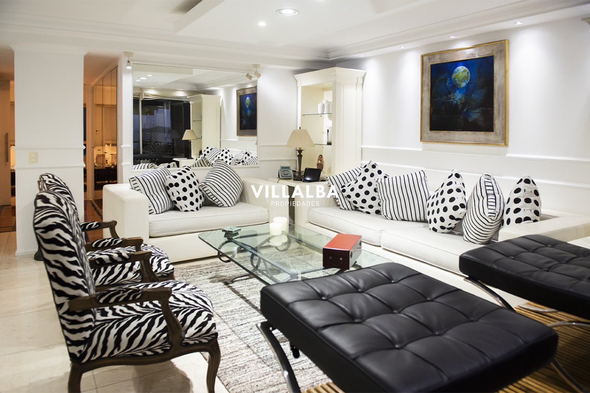 Apartamento ID.3641 - Edificio Espigon zona Puerto,  frente al mar. 