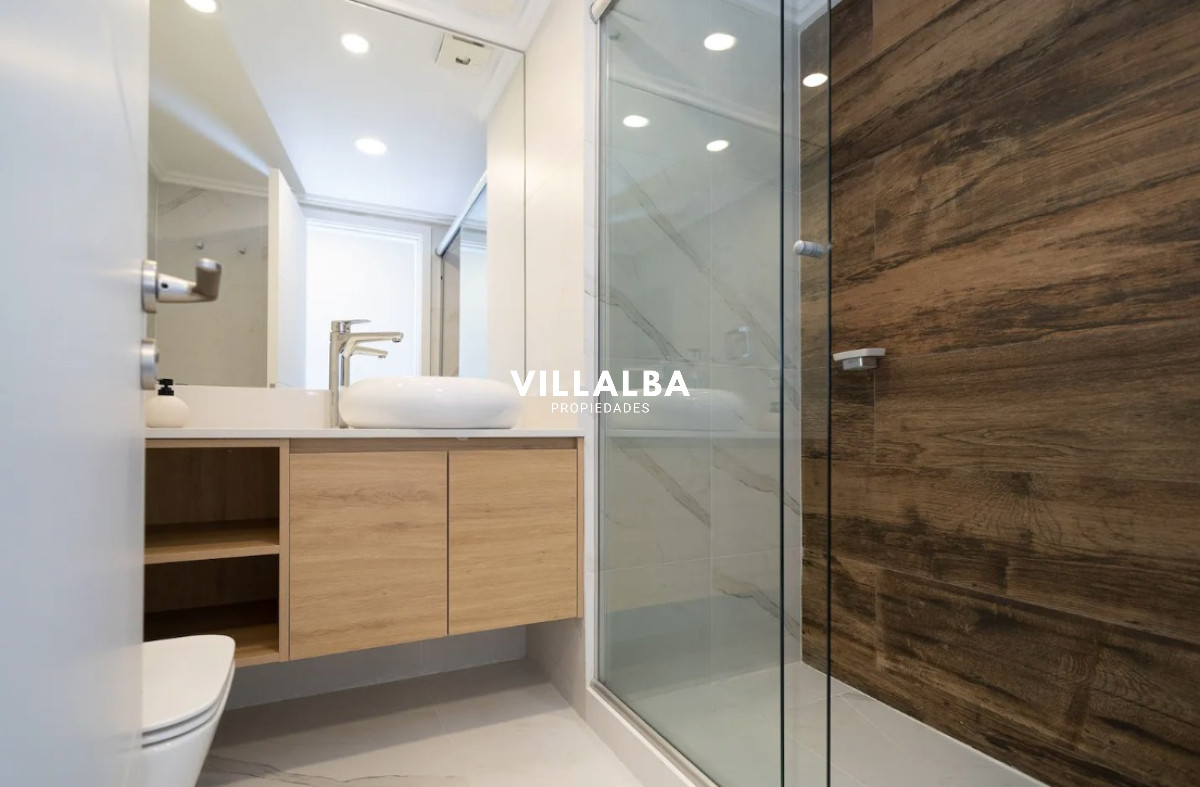 Apartamento ID.4240 - Apartamento en Alquiler de 2 dormitorio frente al Mar en Edificio Cruceros, Punta del este , Playa Mansa