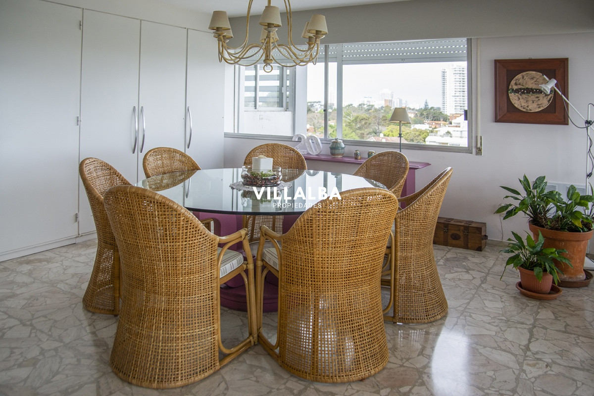 Apartamento ID.1001 - 3 Dormitorios 3 Baños - Playa Mansa