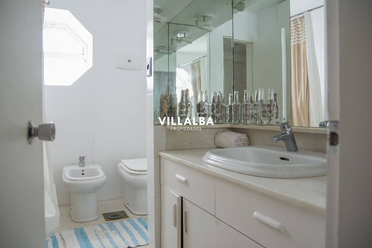 Apartamento ID.3623 - Hermosa vista y cómodos espacios a pasos del mar.