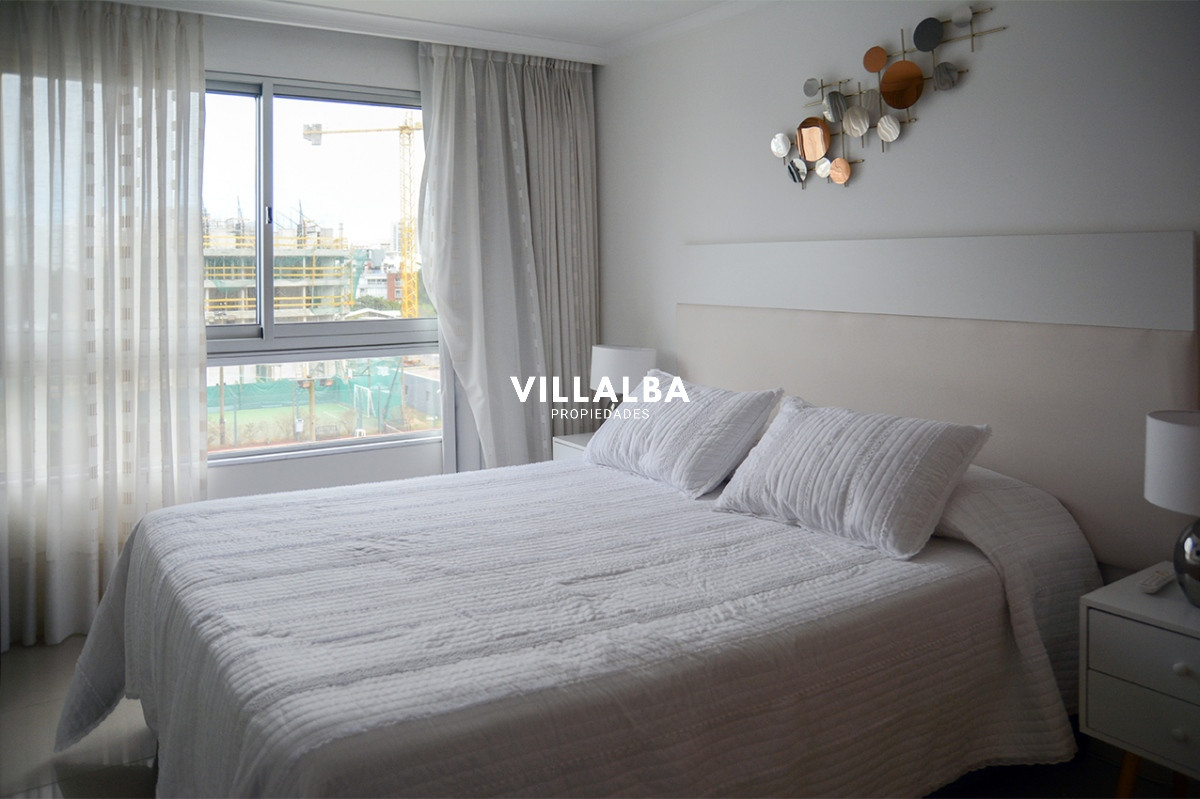 Apartamento ID.2487 - Departamento de 3 dormitorios en venta en Ocean Drive. 