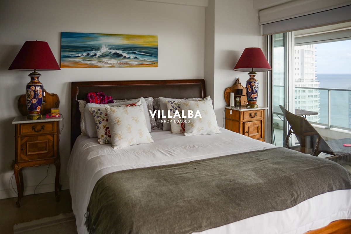 Apartamento ID.2201 - Departamento de 3 dormitorios en venta a pasos del mar. Gala Tower