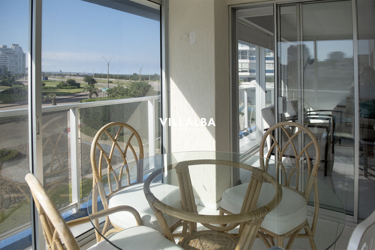 Apartamento ID.3480 - Vende departamento de 3 dormitorios en Ocean Tower, Punta del Este 