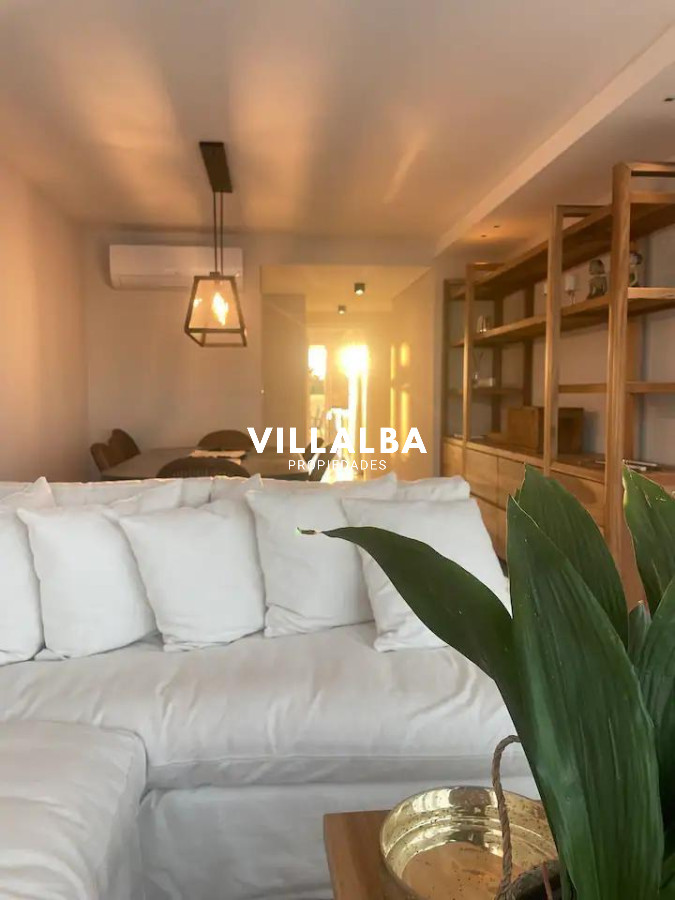 Apartamento ID.3358 - Vende apartamento con vista al mar de 3 suites, en Mansa- Punta del Este.