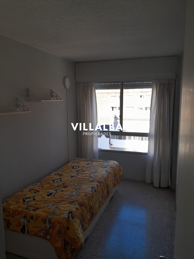 Apartamento ID.3449 - Departamento  en venta de 3 dormitorios  Peninsula, Punta del Este