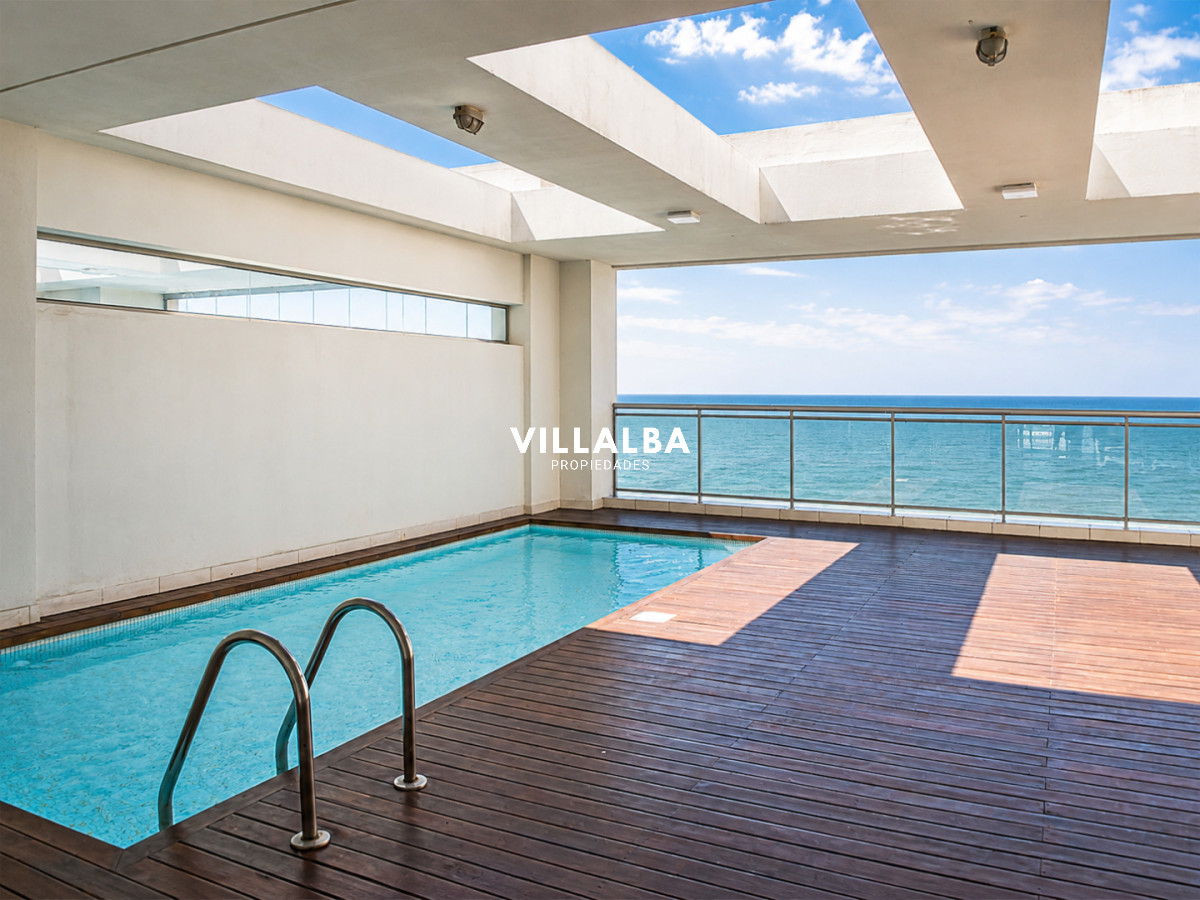 Apartamento ID.3508 - Hermoso Pent-house en torre Imperiale ,venta en zona de la Brava.