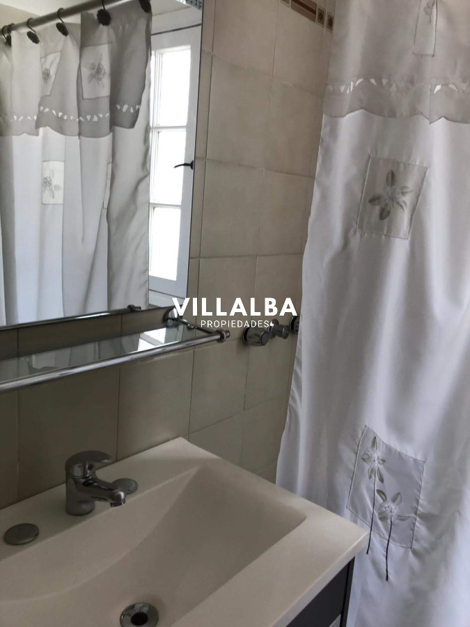 Apartamento ID.4052 - Apartamento en venta en Peninsula, Punta del Este 